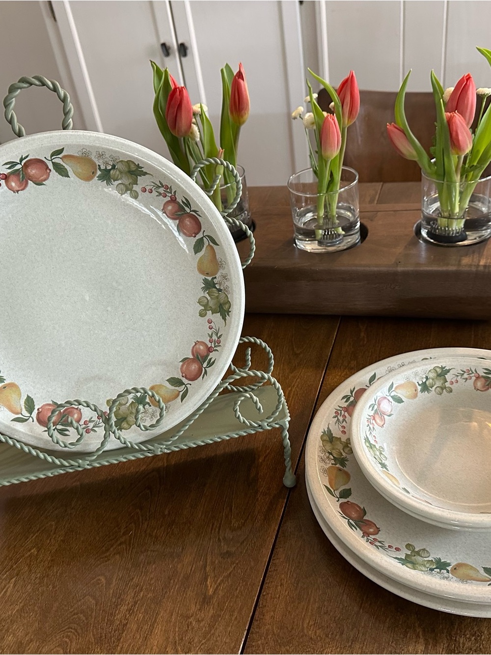 Unknown Brand Cream Fruit Pattern Dinner Plates - Set of 3